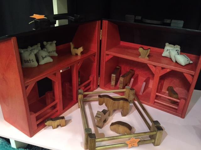 Amish Wooden Toy Barn And Farm Animals From Eco Friendly Digs